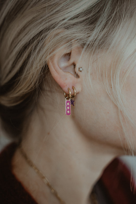 RVS oorbellen met hartje tag - roze/goud
