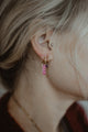 RVS oorbellen met hartje tag - roze/goud