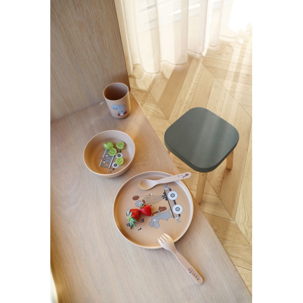 Dinner set circus